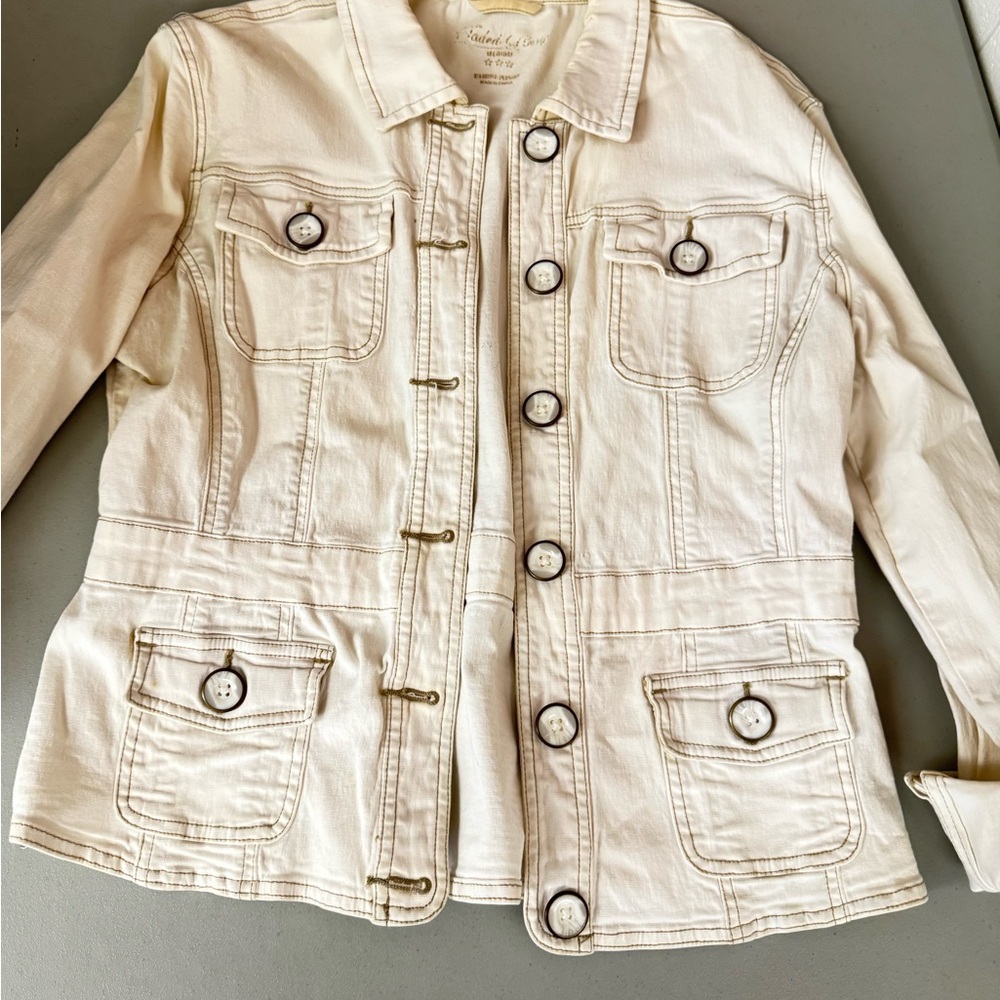 Faded Glory Woman’s Beige button-up Utility Jacket Spring Denim jacket size M